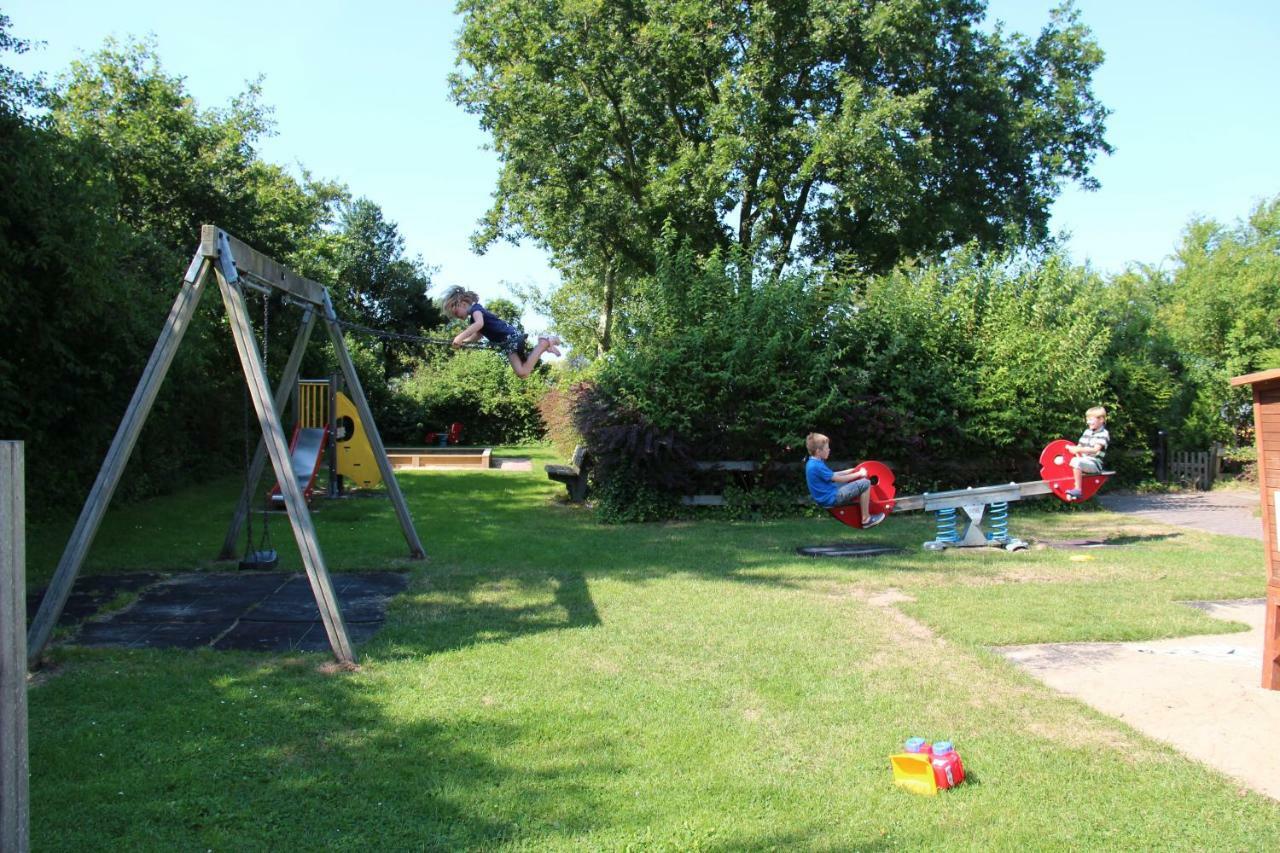 Appartementen - Bungalowpark Mooyeveld - Uniek Gelegen In De Duinen! 에흐몬트-비넨 외부 사진